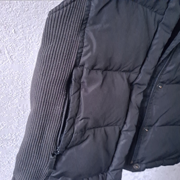 Black GAP Vest - Picture 5 of 5